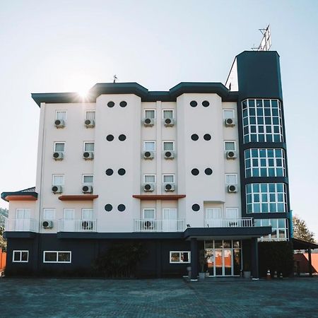 Andardac Hotel Guaramirim Zewnętrze zdjęcie